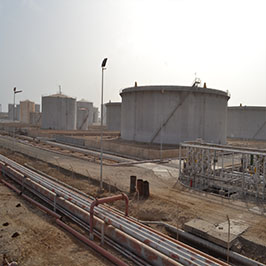 Maintenance tanks Greater Nile Company port of promise - Port Sudan
